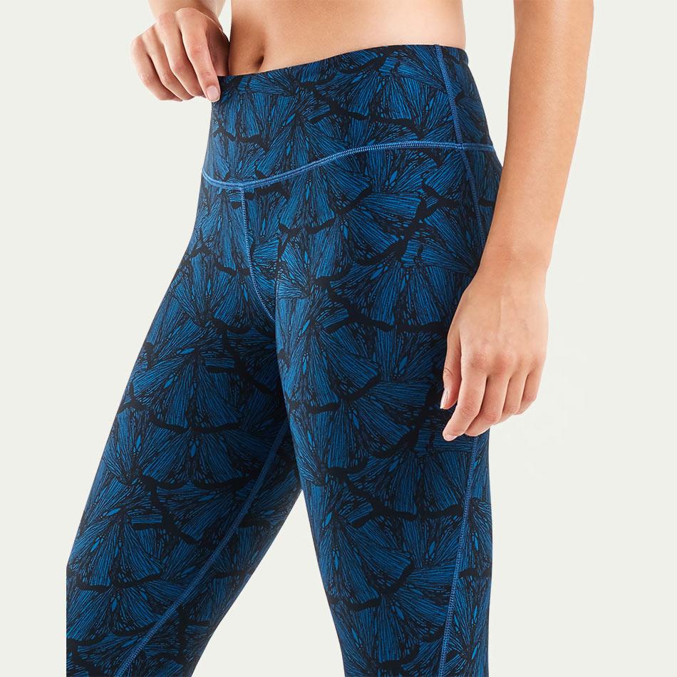 2XU Clothing 2XU Women's Print Mid Rise Comp Tights AW20 Blue - Up and Running