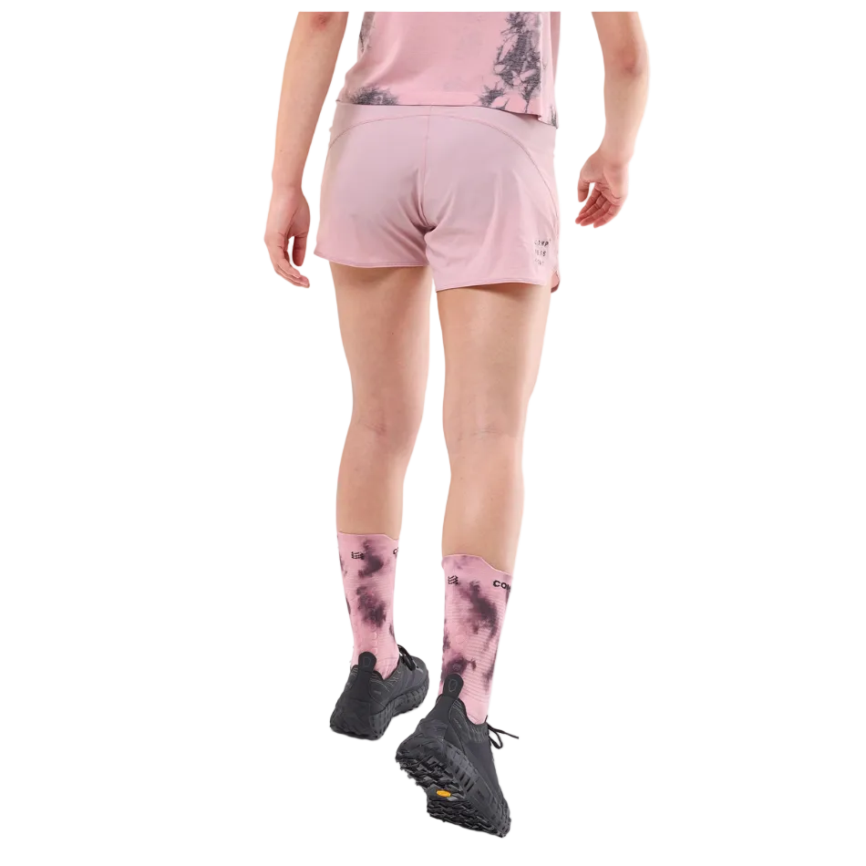 Compressport Women's Performance Short - Eat My Dust in Zephyr SS26