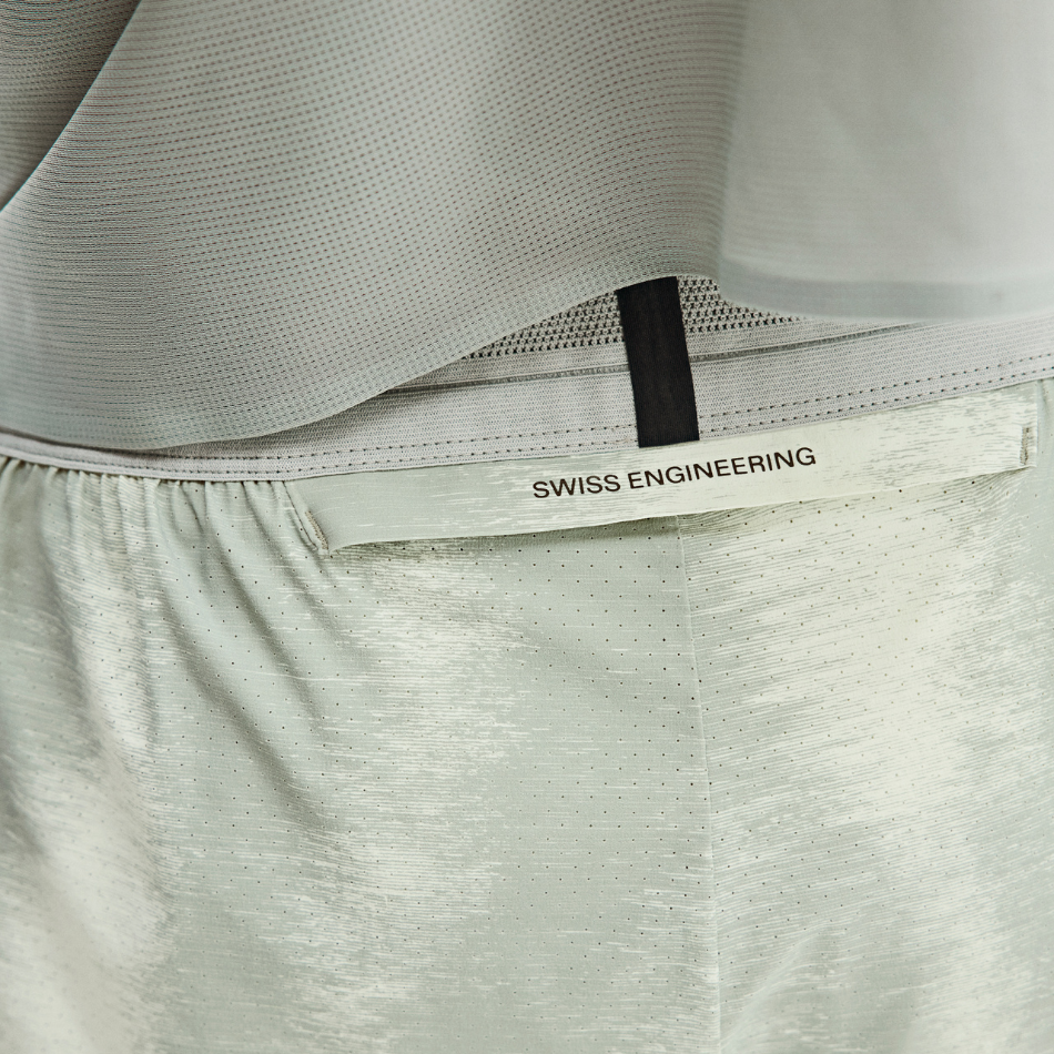 On Men's Performance Shorts Terra in Seedling/Tin SS26