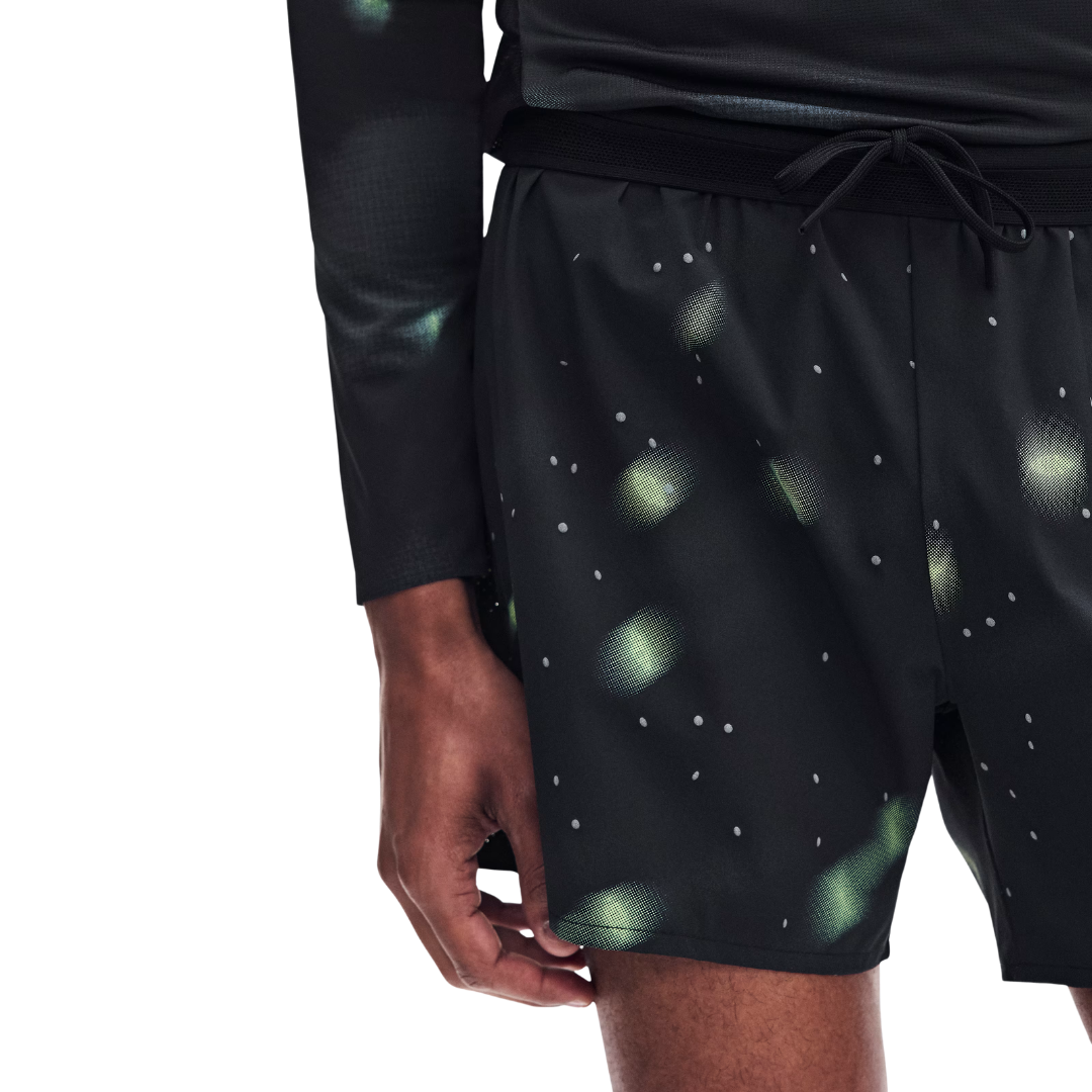 On Men's Performance Shorts Lumos in Black AW26