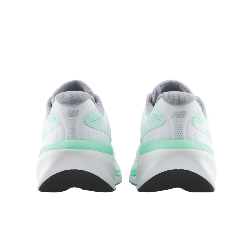 New Balance Women's 860 v15 Running Shoes in Bright Mint AW26
