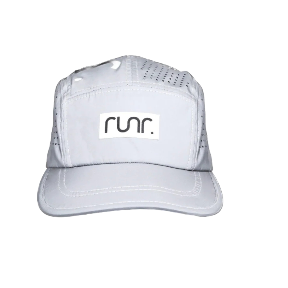 Runr Lumos Reflective Technical Running Hat in Silver AW25 – Up & Running
