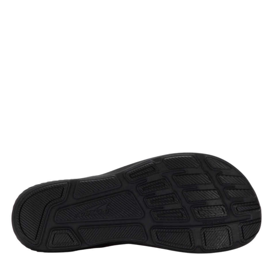 Up & Running Altra Men's Escalante 4 running shoe black rubber outsole with flexible tread pattern