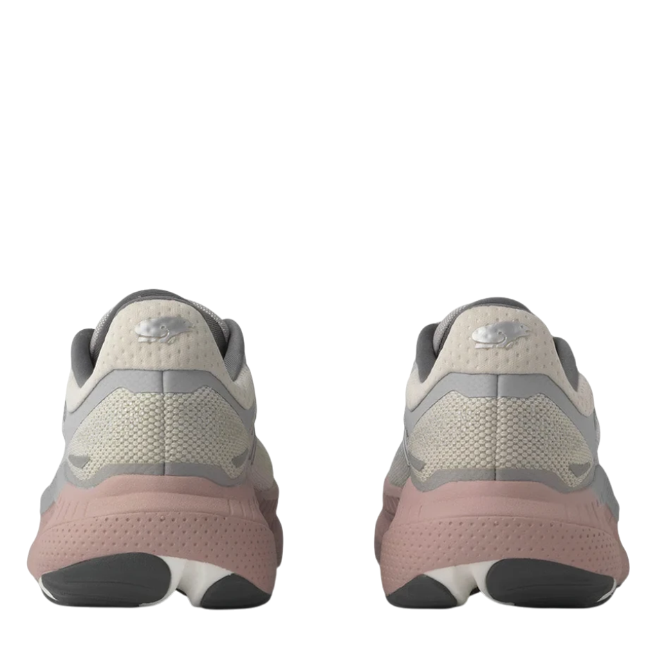 Up & Running Karhu Women's Mestari Run 2.0 running shoes in Antarctica and Adobe Rose, rear view showing heel detail.